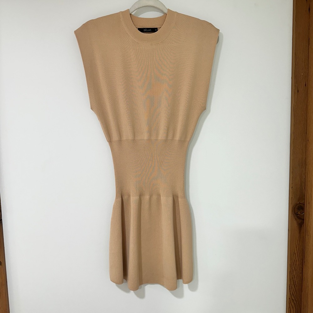 DELUC Knit Fit & Flare Sleeveless Mini Dress Tan Beige Size S 9852D Ribbed Waist